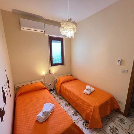 Villa Banksy Addaura Mondello Παλέρμο Εξωτερικό φωτογραφία